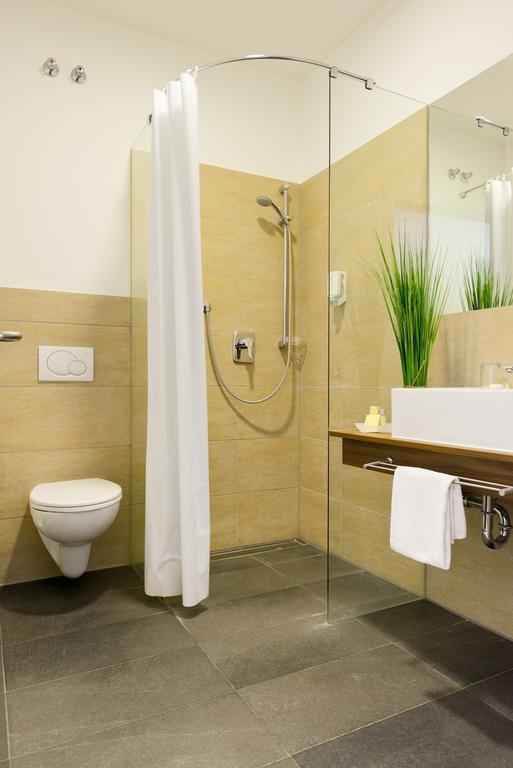 Zar-Hotel Vitalis Ratisbonne Extérieur photo