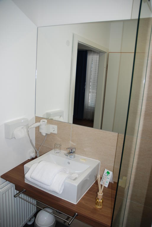Zar-Hotel Vitalis Ratisbonne Chambre photo