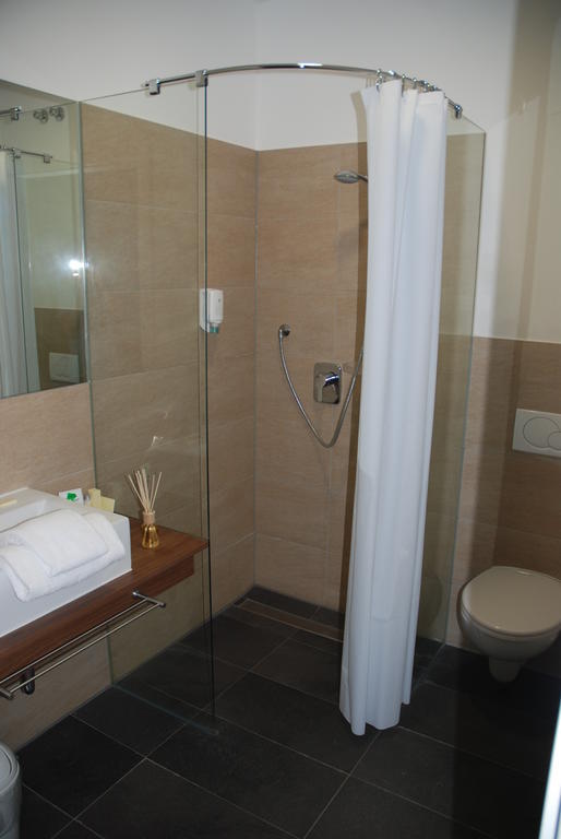 Zar-Hotel Vitalis Ratisbonne Chambre photo