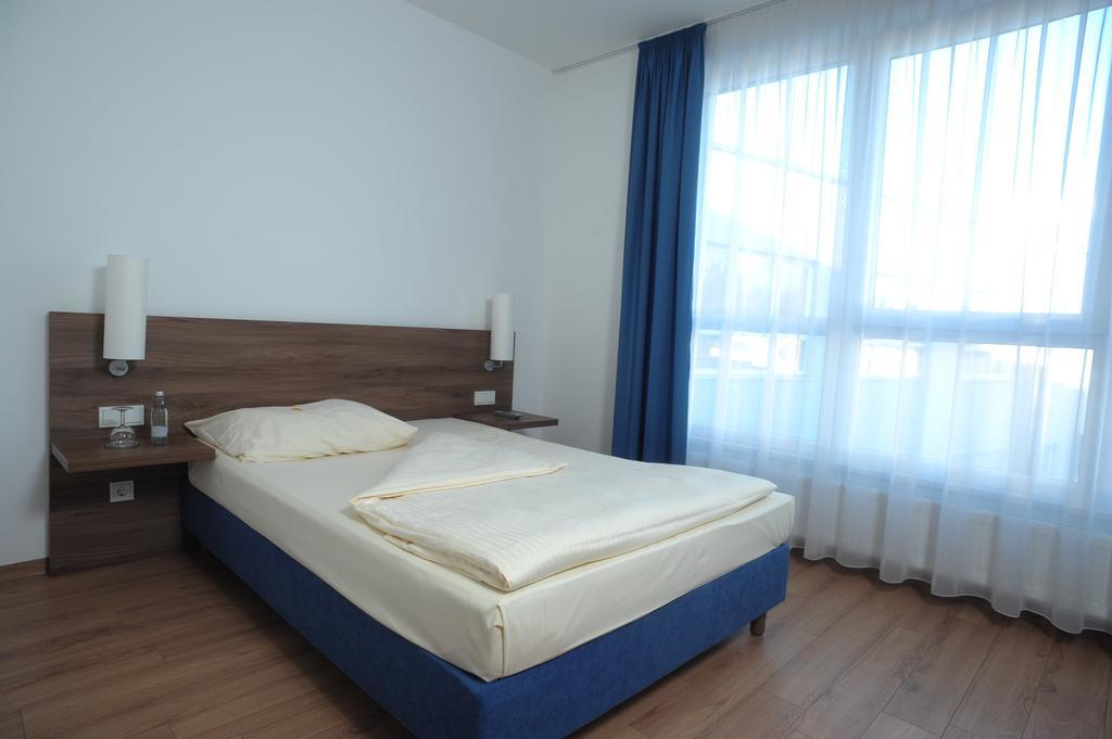 Zar-Hotel Vitalis Ratisbonne Chambre photo